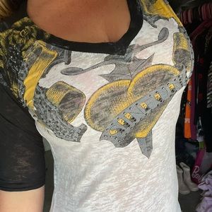 SINFUL AFFLICTION BURNOUT TOP TATTOO RHINESTONES GRUNGE LARGE 🖤💀💛